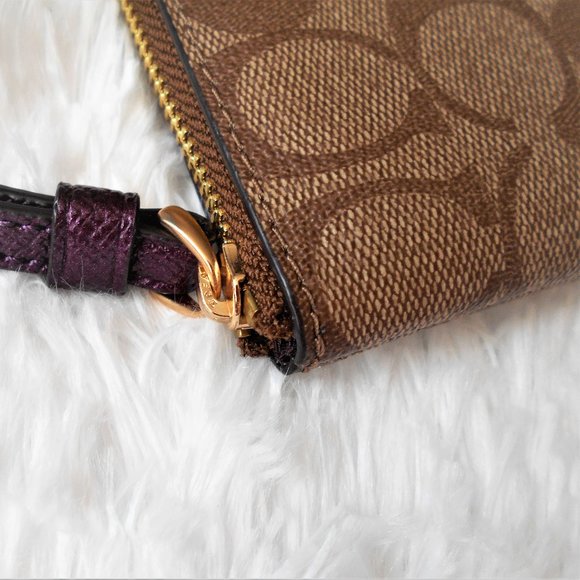 Coach Signature PVC Corner Zip  Khaki Mtlc Rasp - Picture 11 of 16